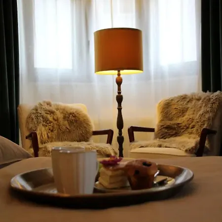 Saloon Greenhorn Apartament *